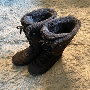 Columbia Girls Black Omni Heat Minx Boot- Size 2